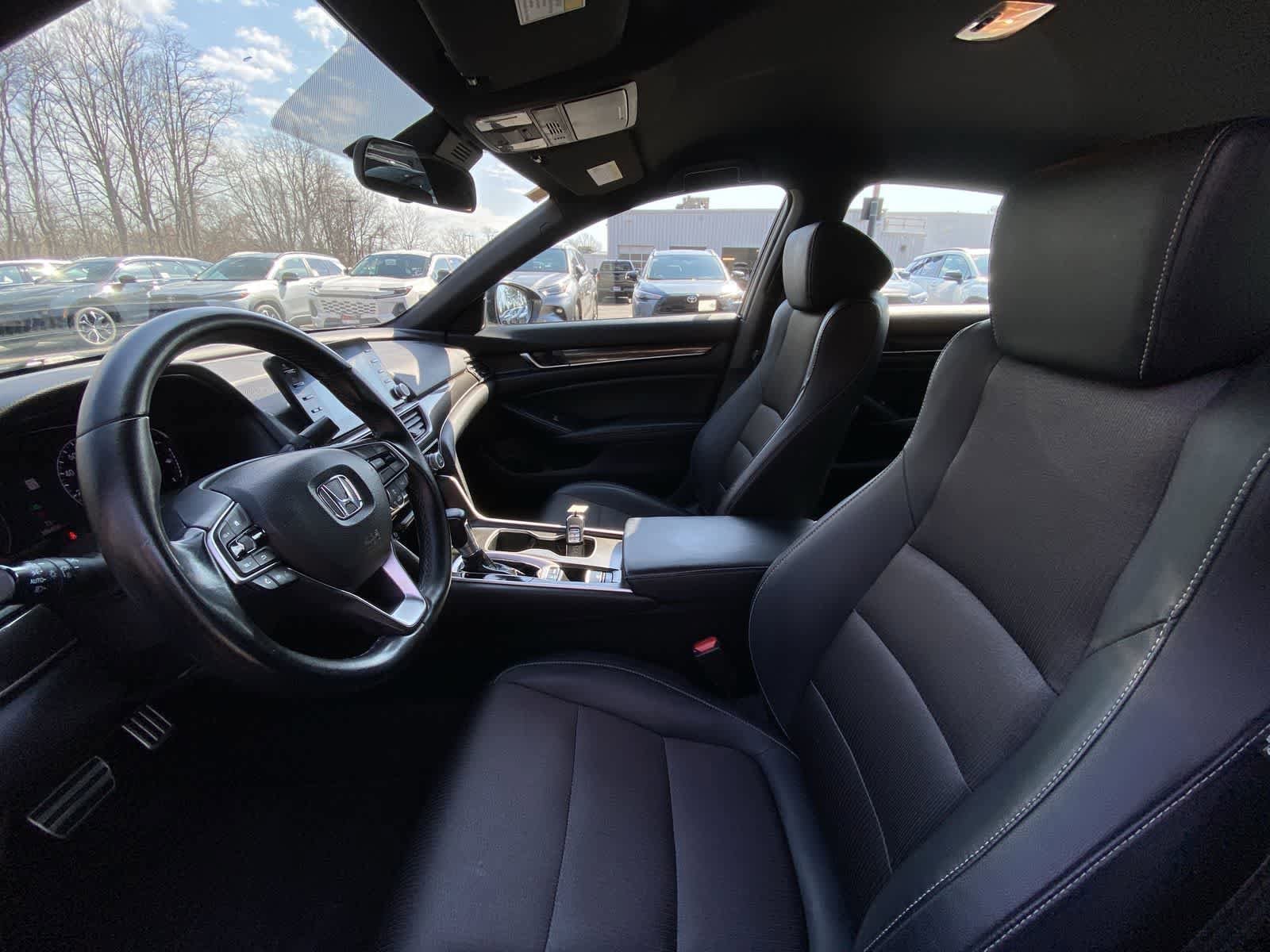 Thumbnail: 2018 Honda Accord - 16