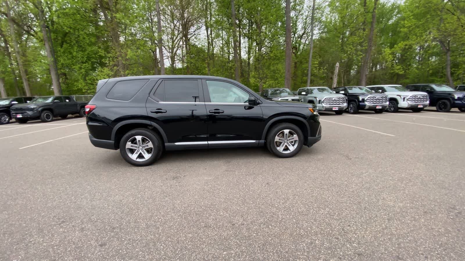 Thumbnail: 2024 Honda Pilot - 12