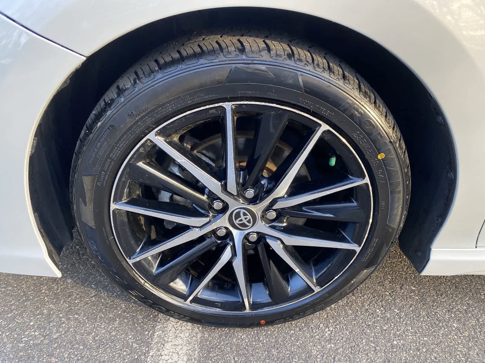 Thumbnail: 2023 Toyota Camry - 11