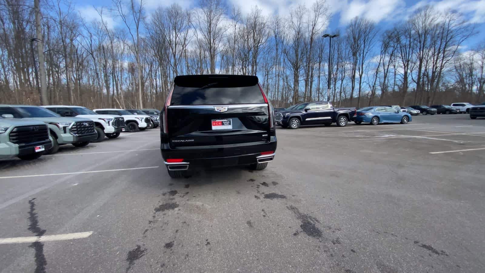 Thumbnail: 2023 Cadillac Escalade - 10