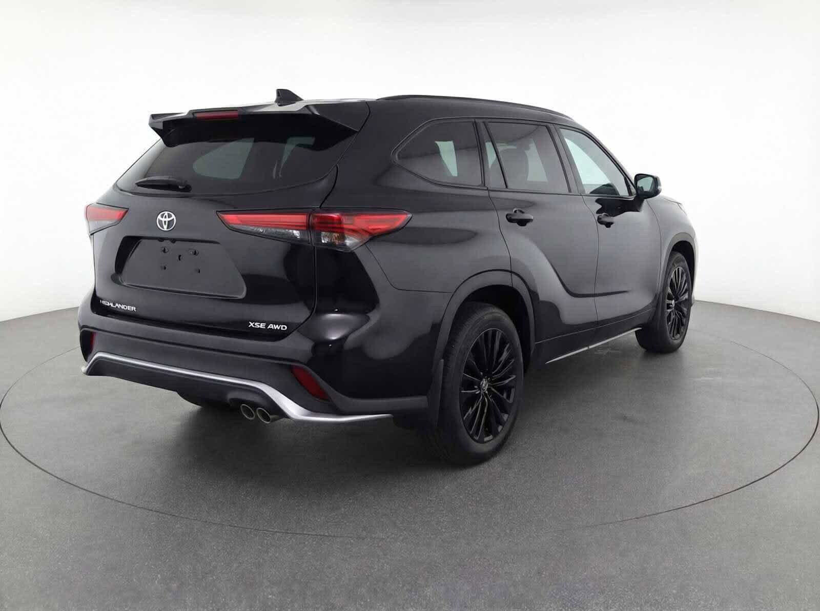 Thumbnail: 2025 Toyota Highlander - 5