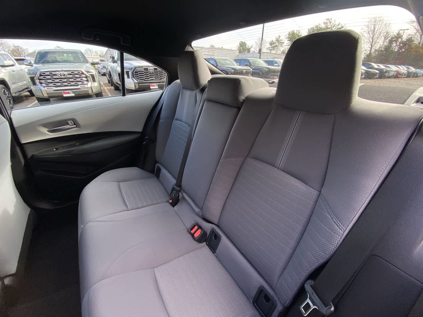 Thumbnail: 2025 Toyota Corolla - 27