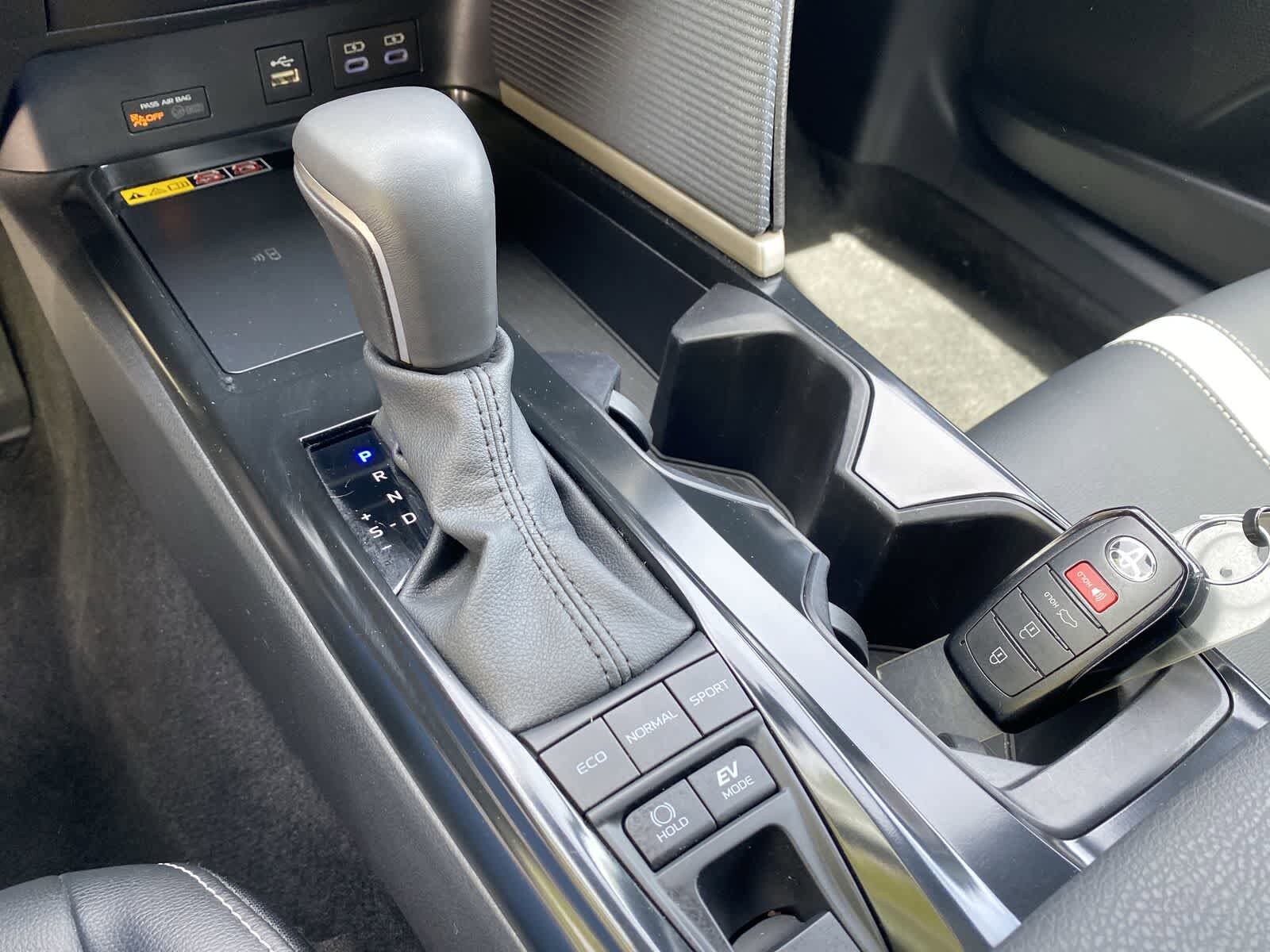 Thumbnail: 2025 Toyota Camry - 28