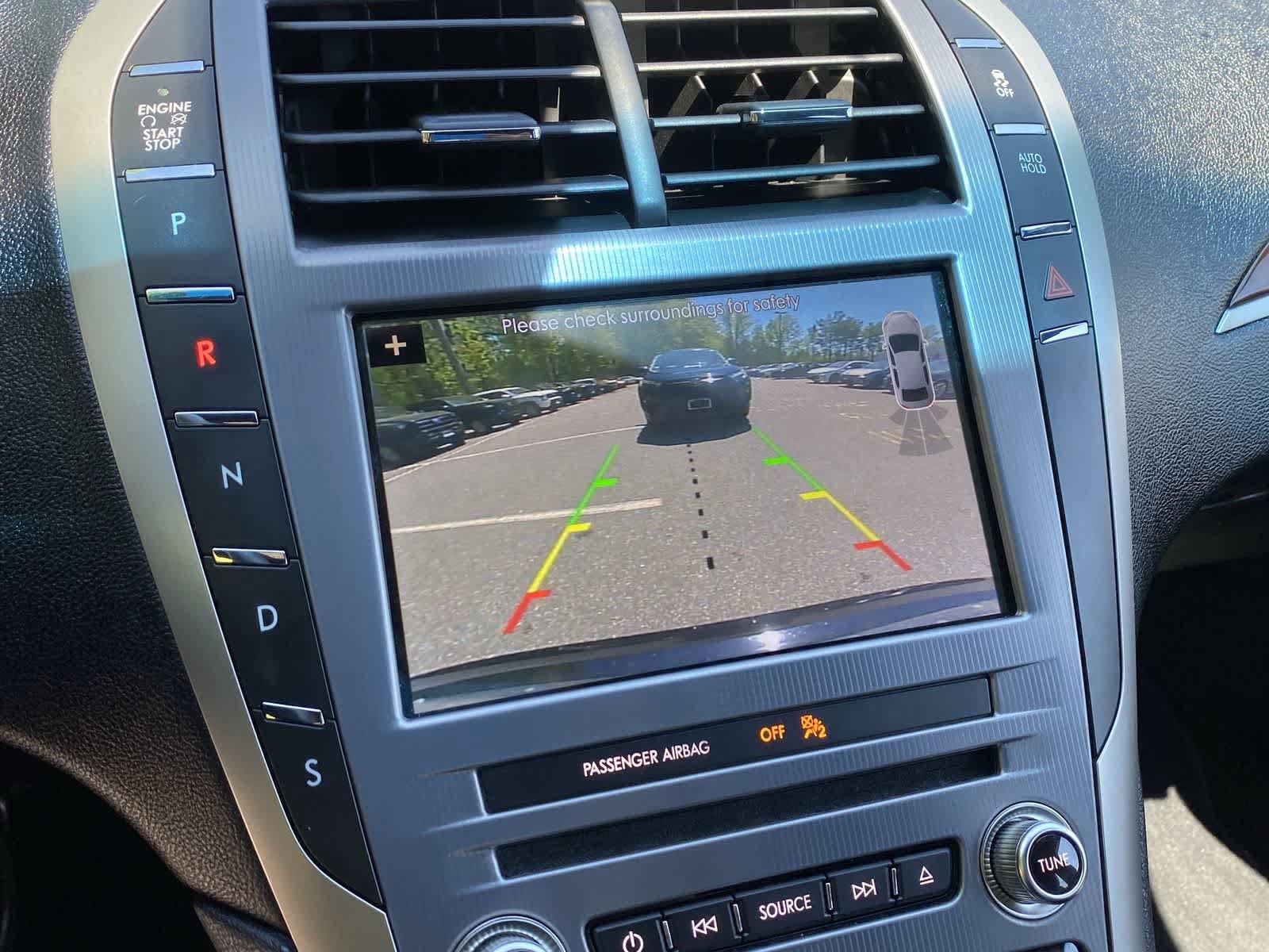 Thumbnail: 2019 Lincoln MKZ - 32