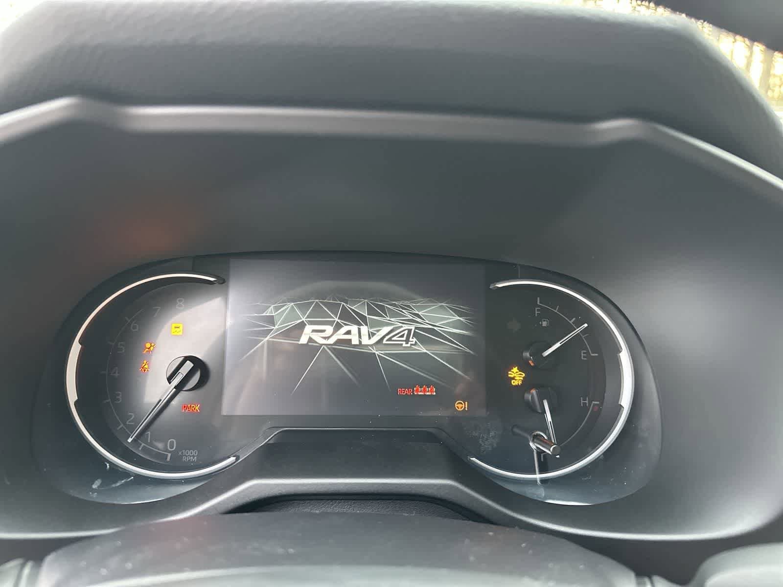 Thumbnail: 2025 Toyota RAV4 - 23