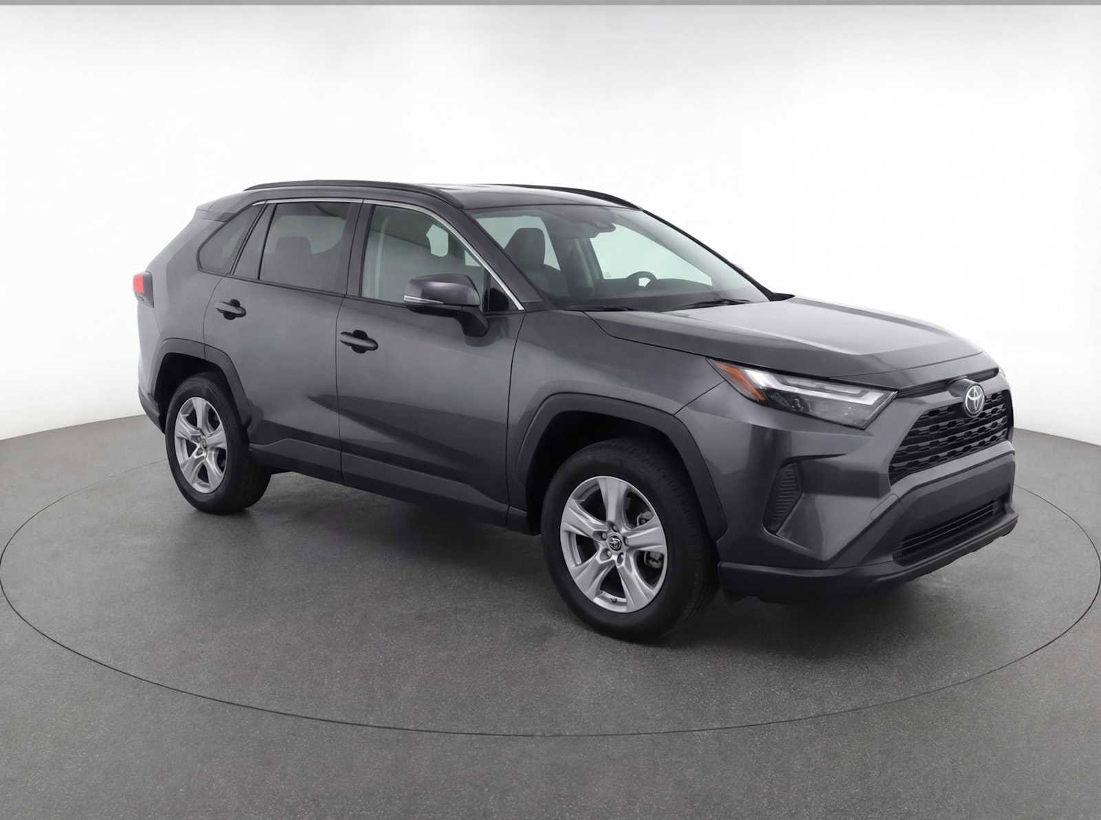 Thumbnail: 2025 Toyota RAV4 - 3