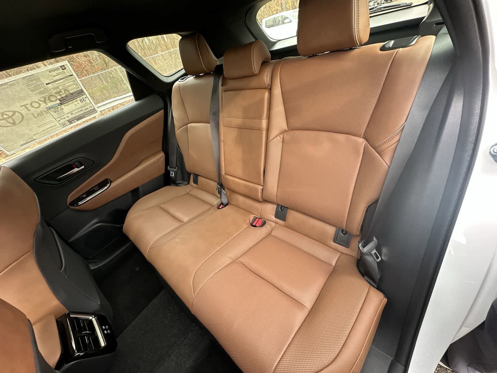 Thumbnail: 2025 Toyota Crown Signia - 33