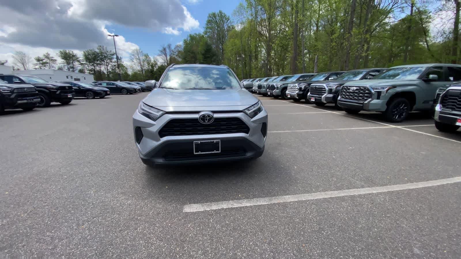 Thumbnail: 2025 Toyota RAV4 - 3