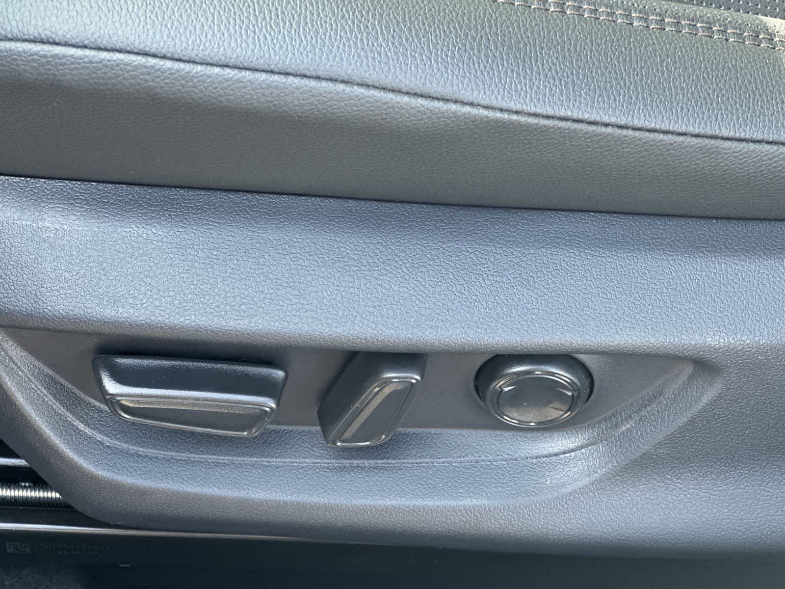 Thumbnail: 2026 Toyota Camry - 21