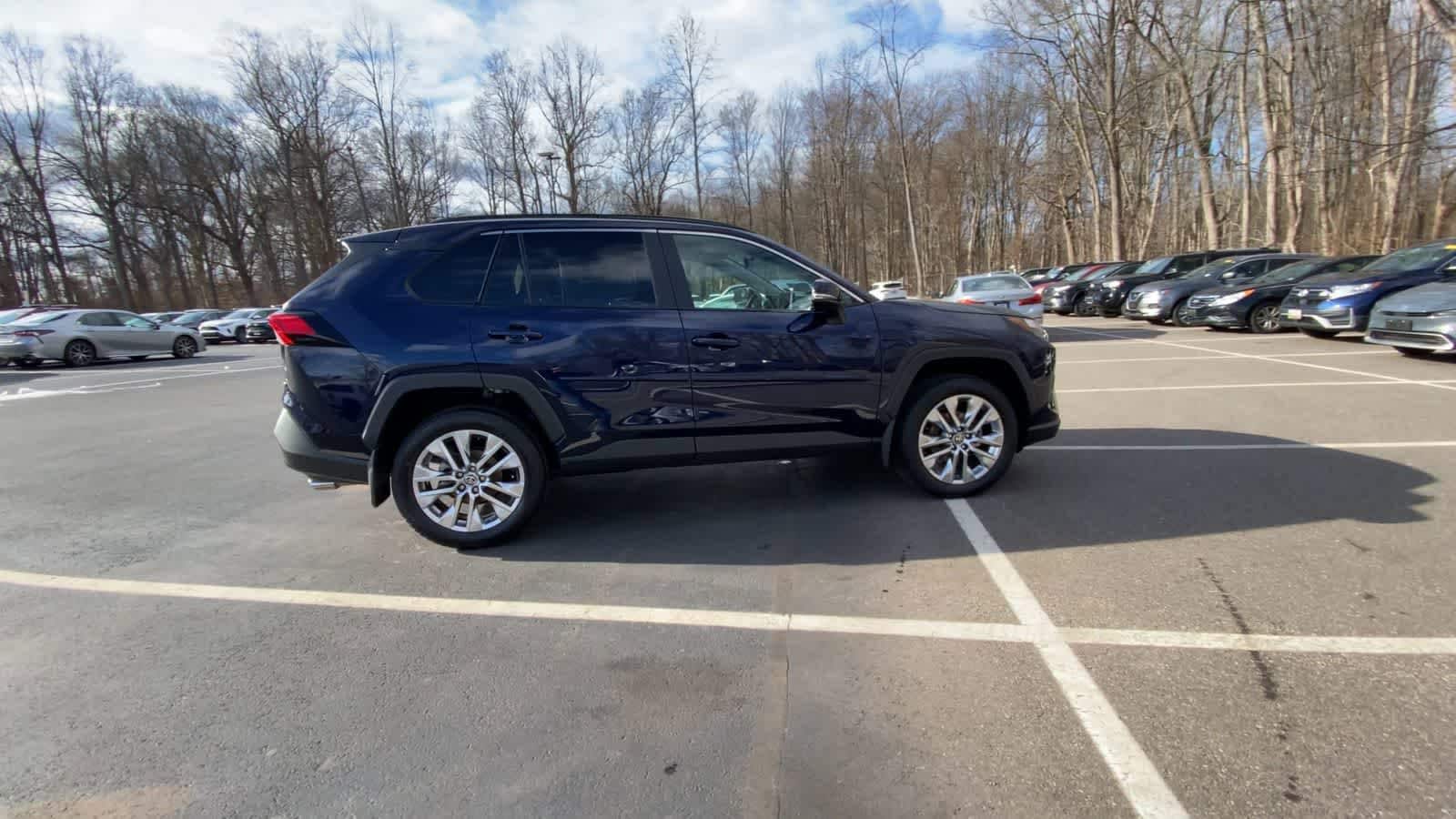 Thumbnail: 2025 Toyota RAV4 - 10