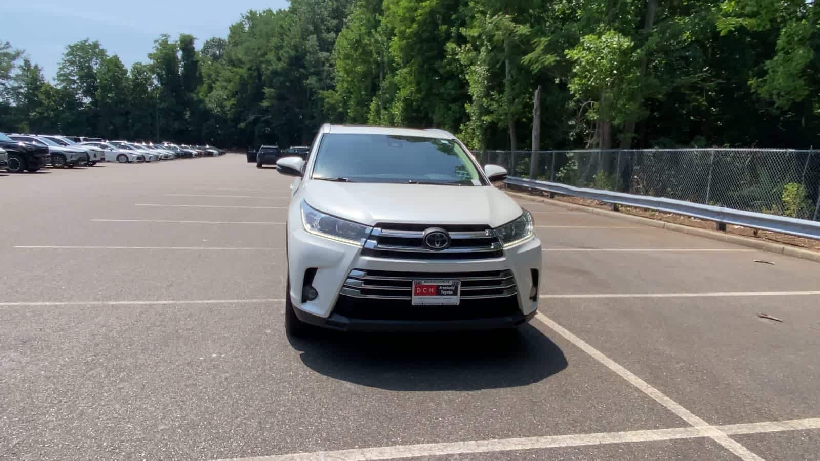 Thumbnail: 2018 Toyota Highlander - 6