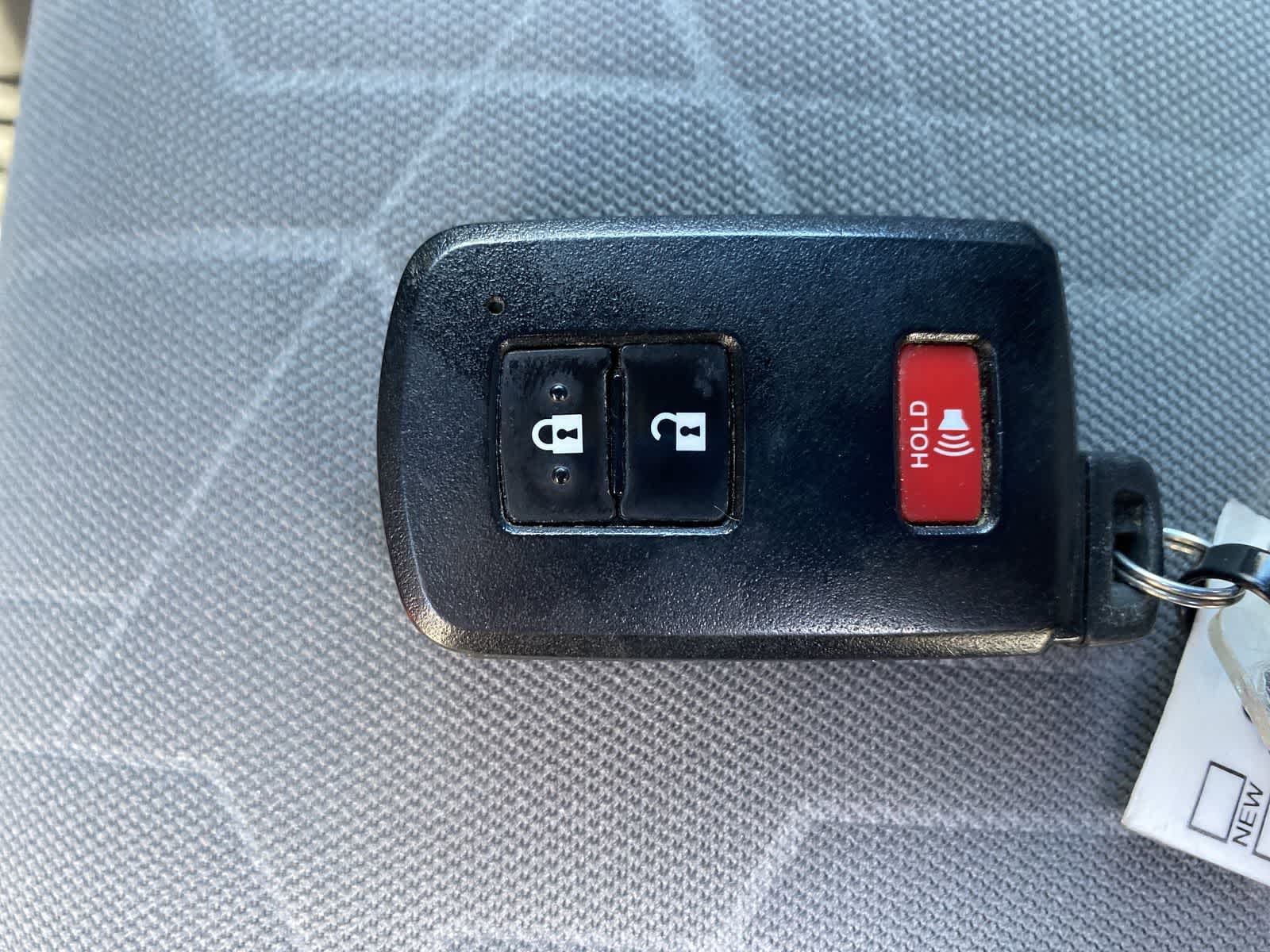 Thumbnail: 2022 Toyota Tacoma - 37