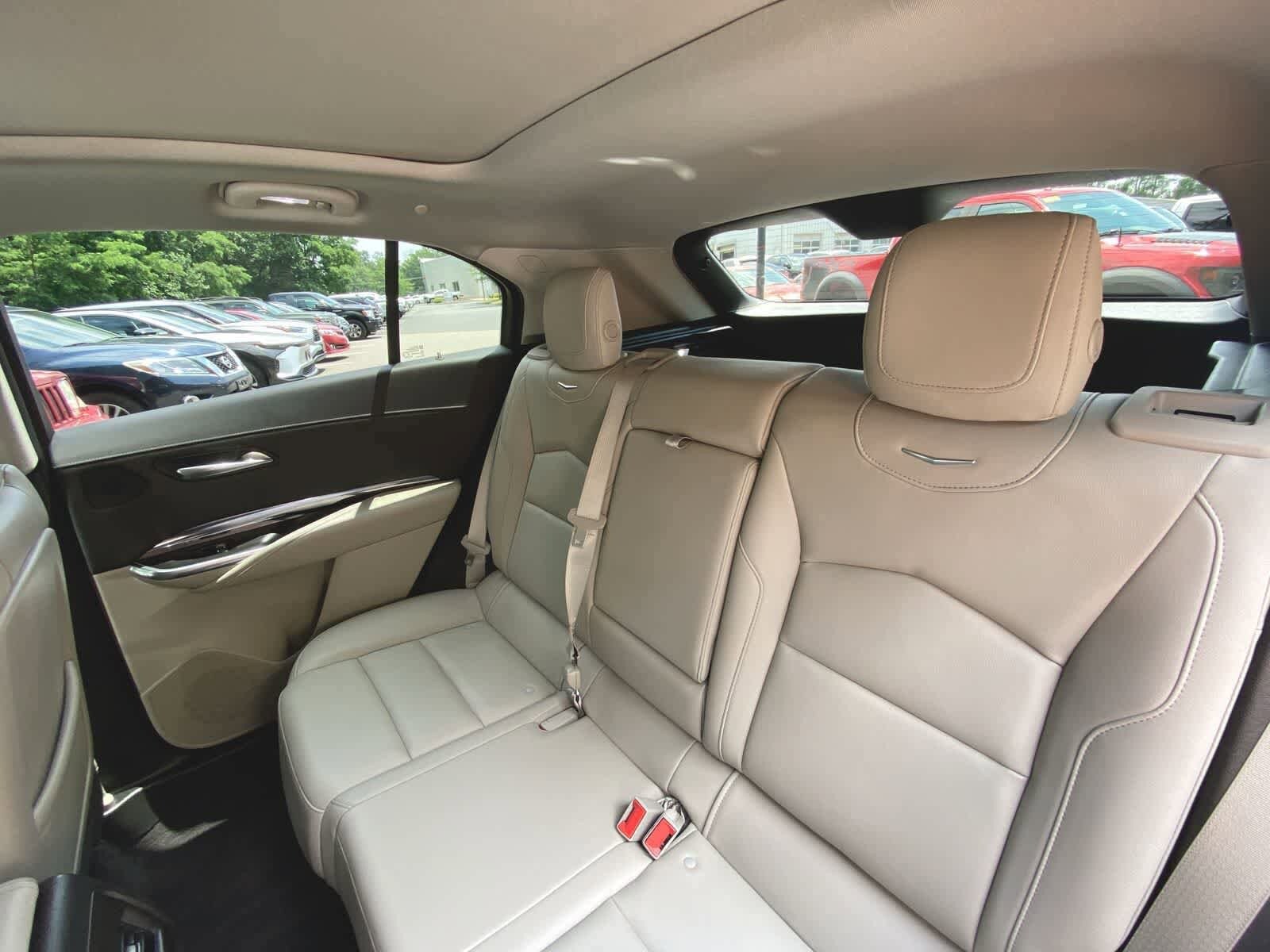 Thumbnail: 2019 Cadillac XT4 - 23