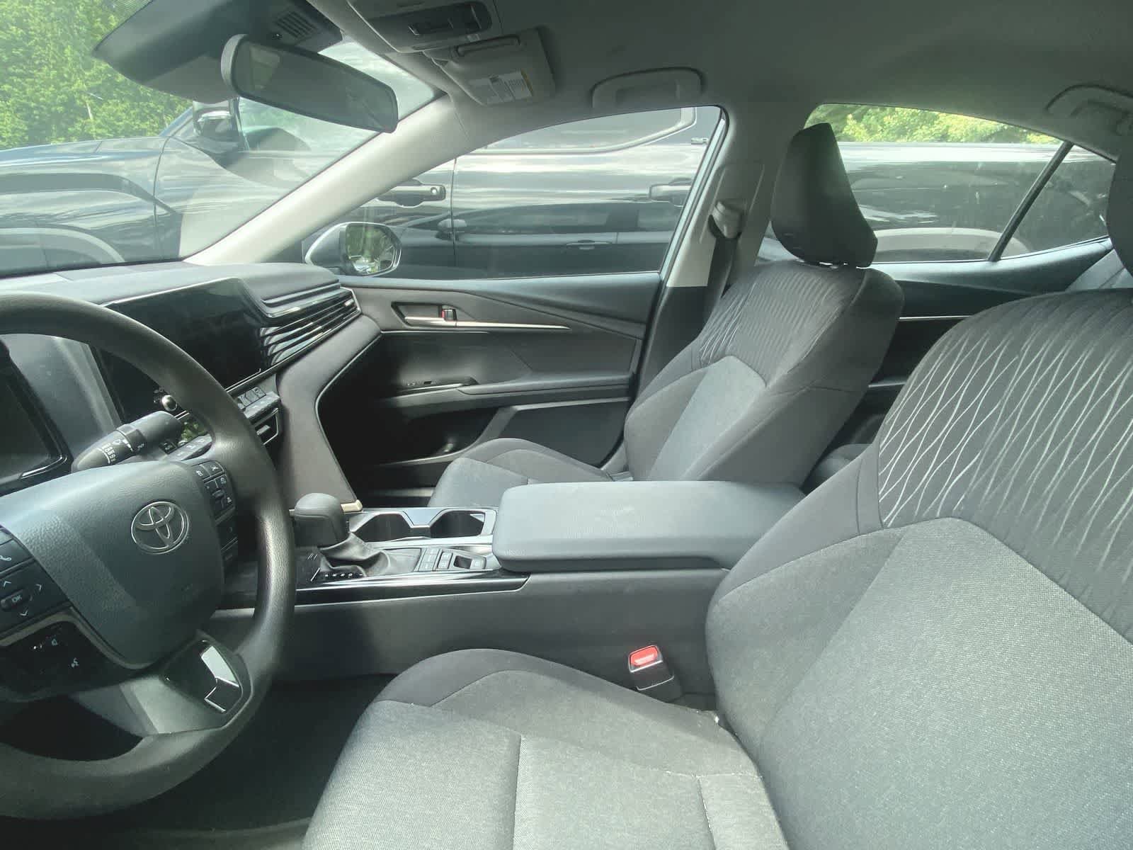 Thumbnail: 2025 Toyota Camry - 10