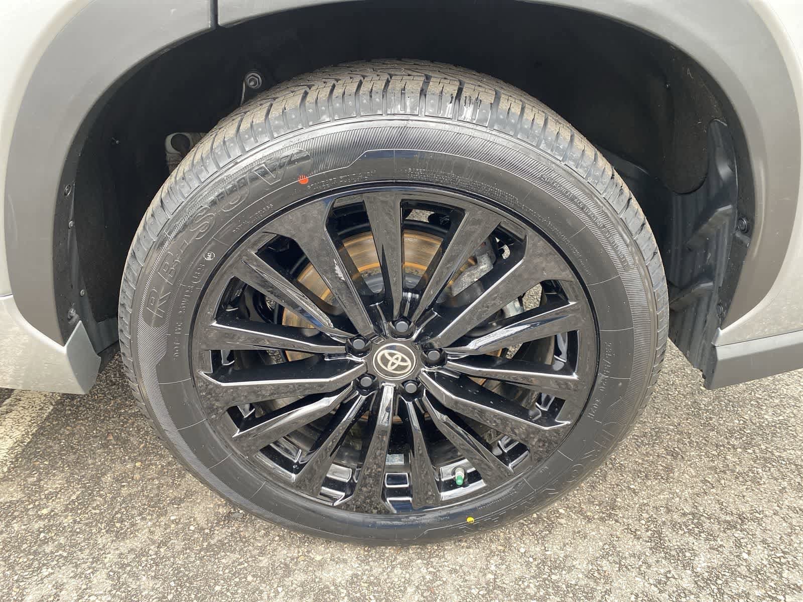 Thumbnail: 2025 Toyota Highlander - 12