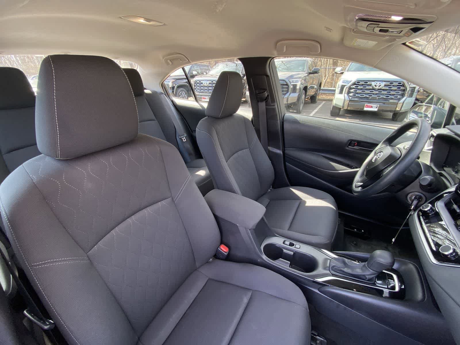 Thumbnail: 2025 Toyota Corolla - 24