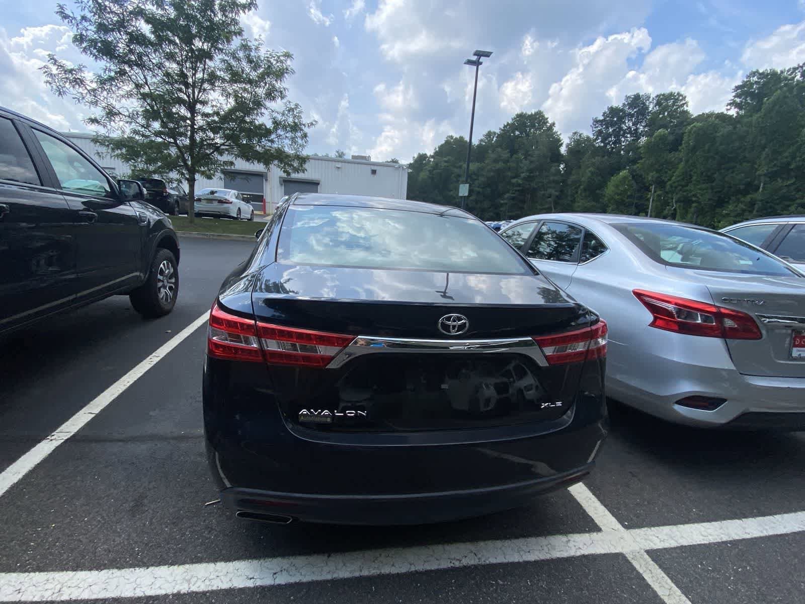 Thumbnail: 2014 Toyota Avalon - 8