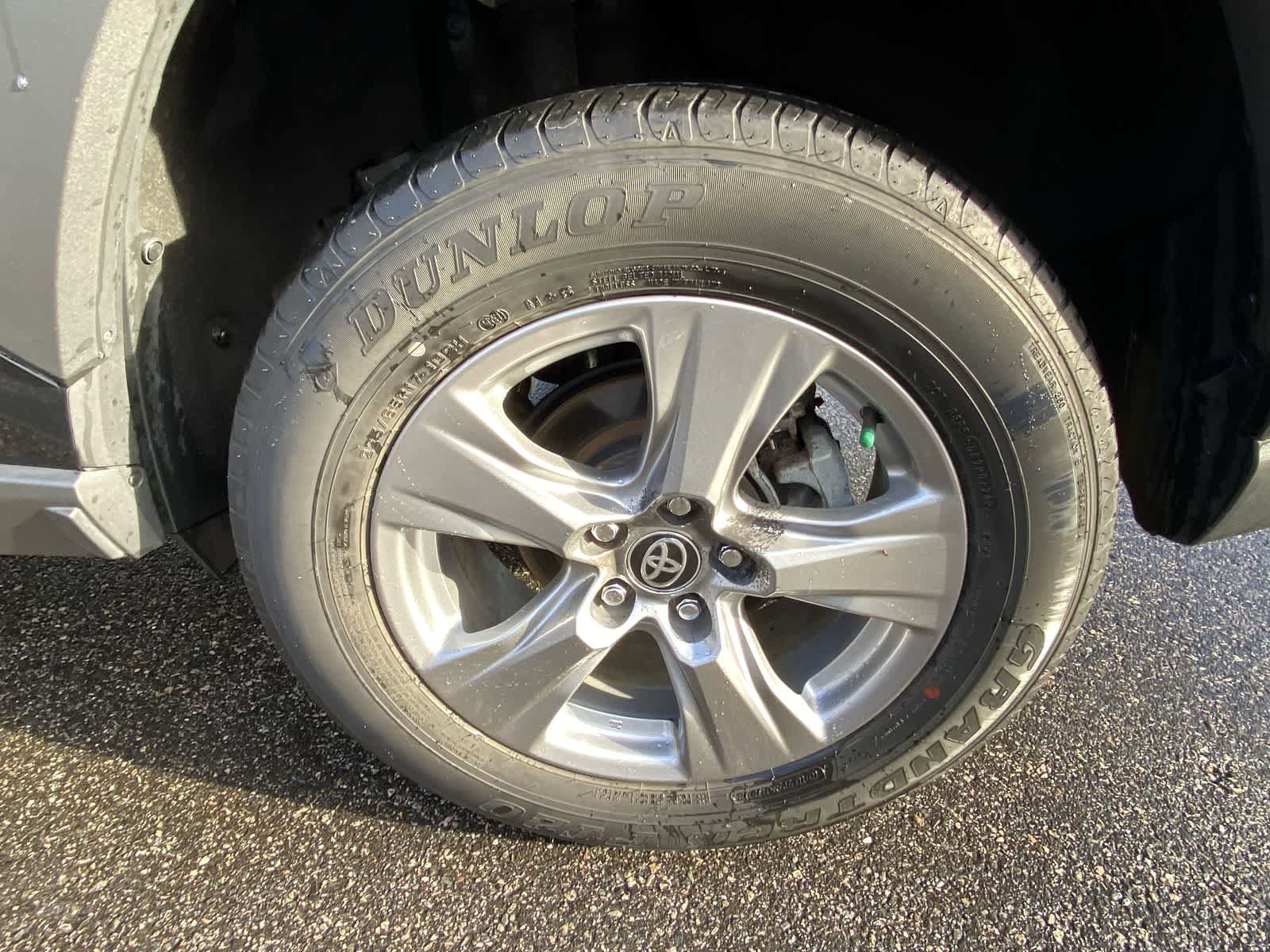 Thumbnail: 2024 Toyota RAV4 - 19