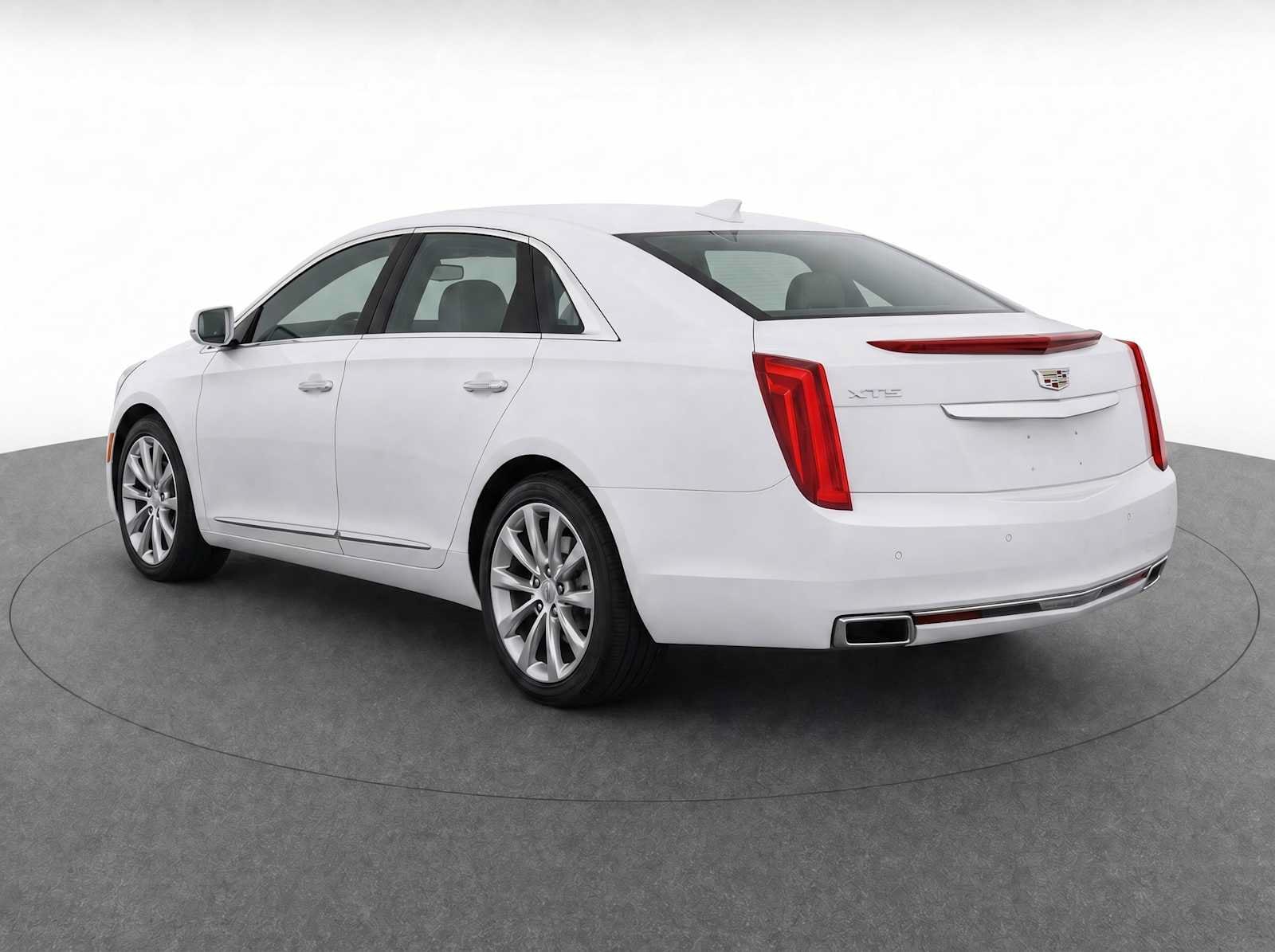 Thumbnail: 2017 Cadillac XTS - 4