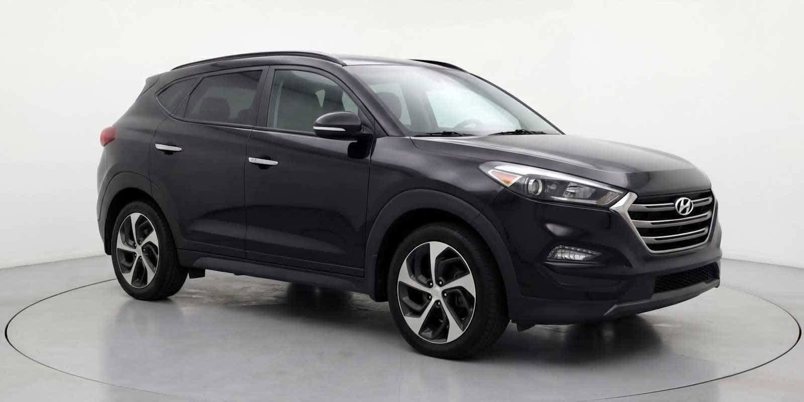 Thumbnail: 2016 Hyundai Tucson - 3