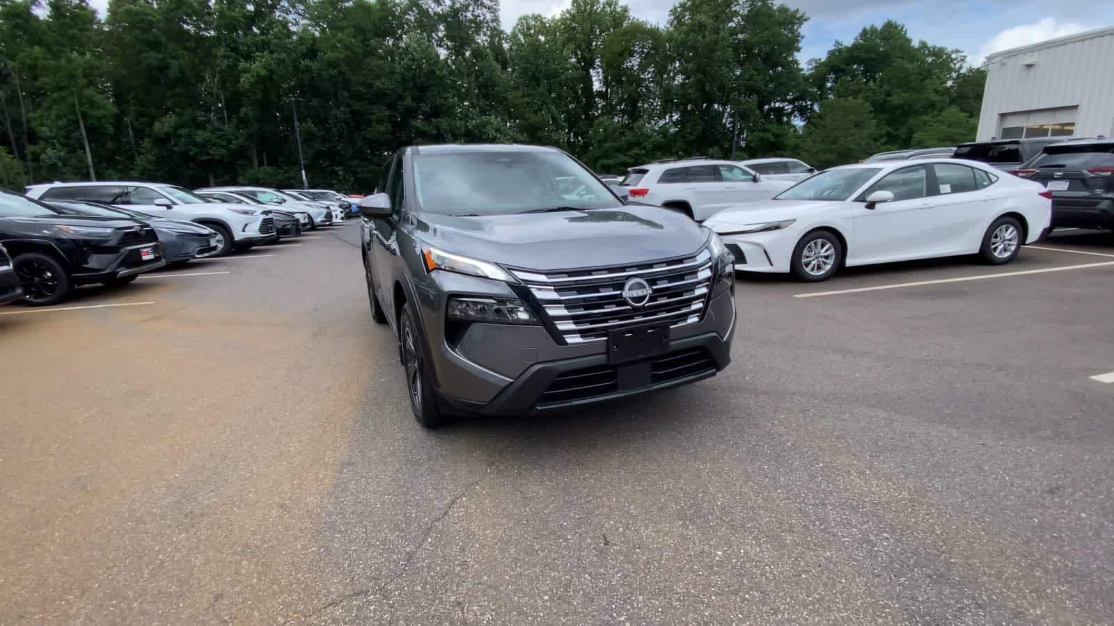 Thumbnail: 2024 Nissan Rogue - 3