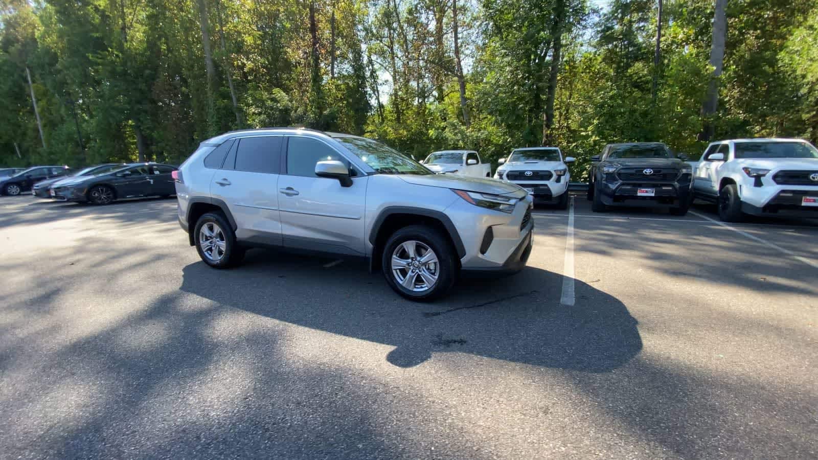 Used 2025 Toyota RAV4 XLE with VIN 2T3P1RFV9SC527795 for sale in Kansas City