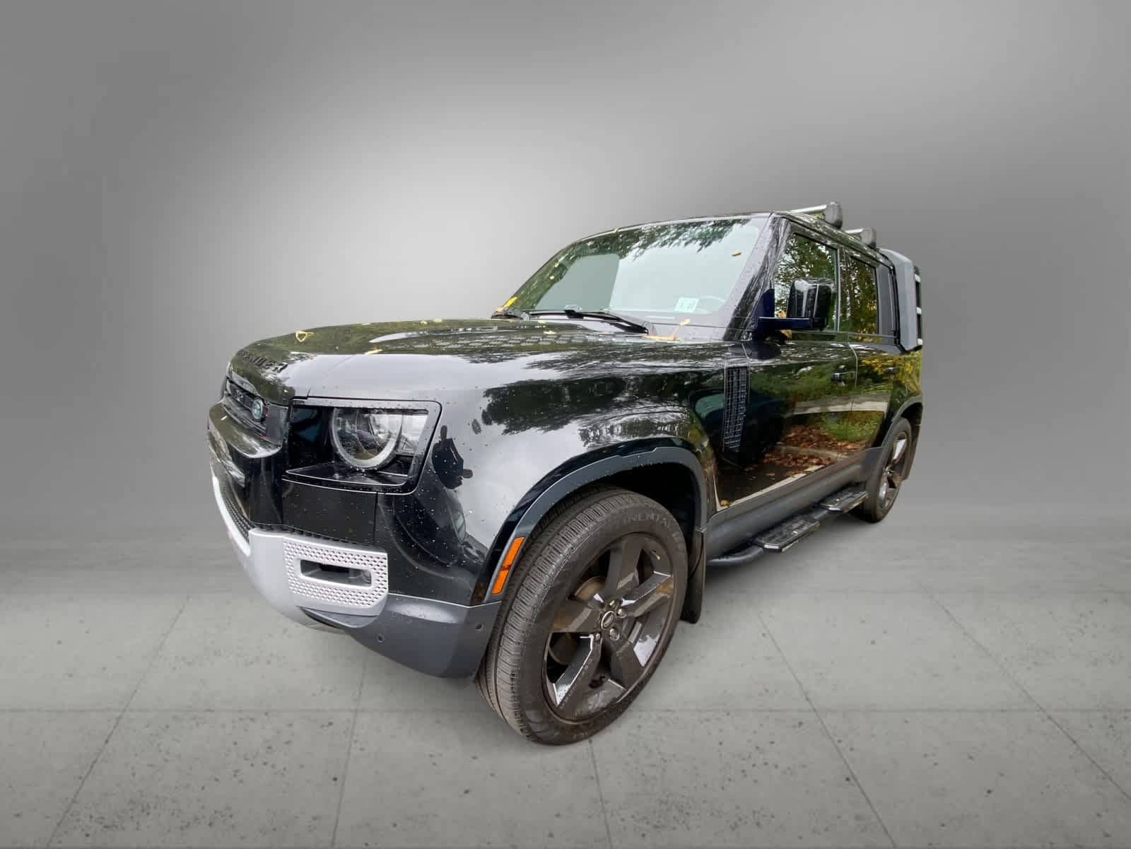 Thumbnail: 2022 Land Rover Defender - 1