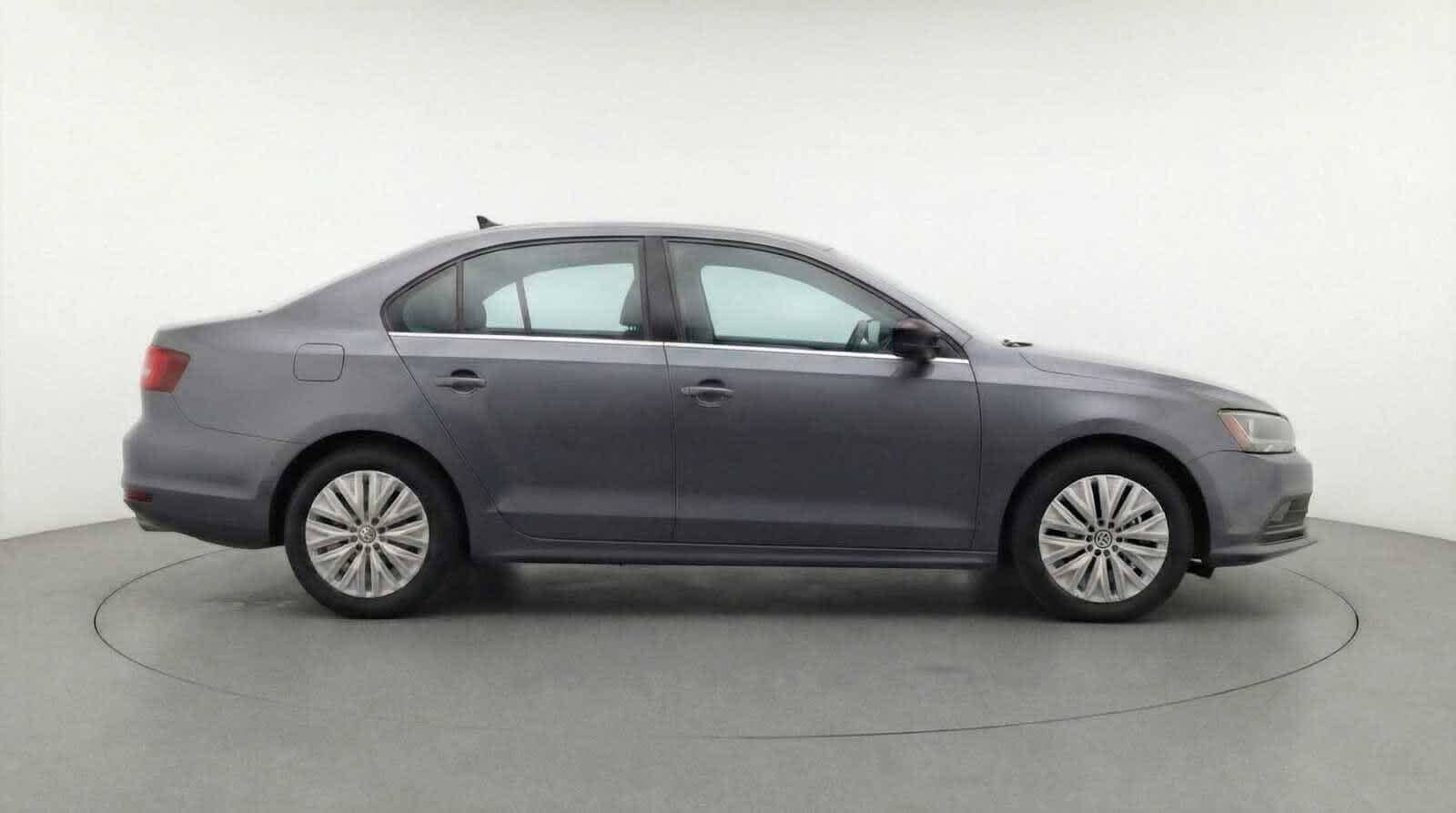 Thumbnail: 2019 Volkswagen Jetta - 11