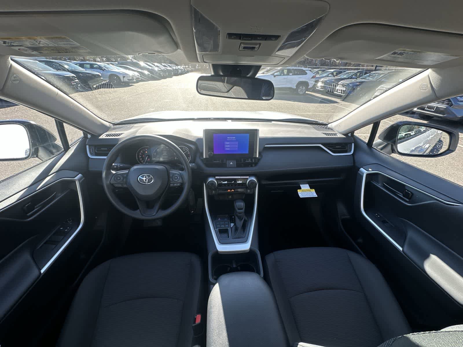 Thumbnail: 2025 Toyota RAV4 - 33