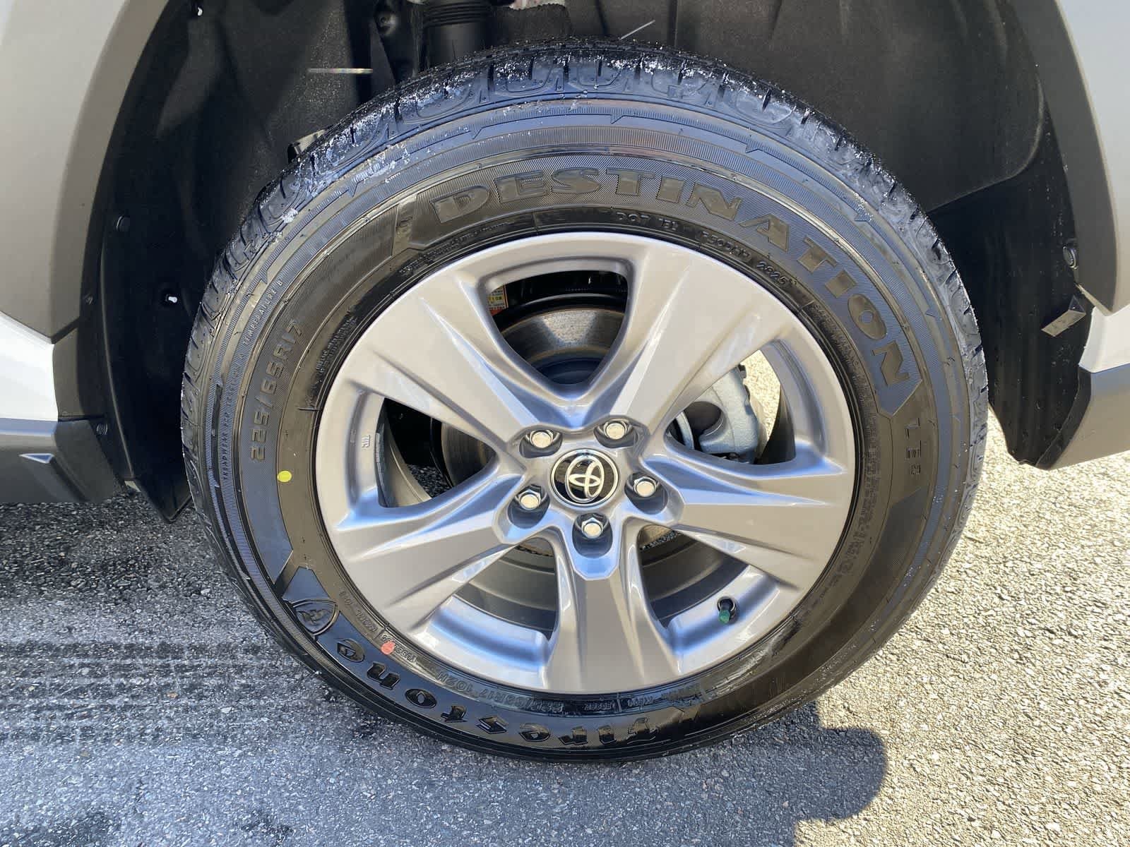 Thumbnail: 2025 Toyota RAV4 - 12