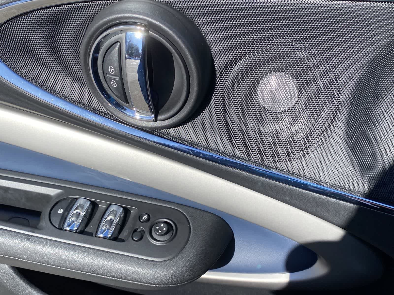 Thumbnail: 2023 MINI Cooper Clubman - 21