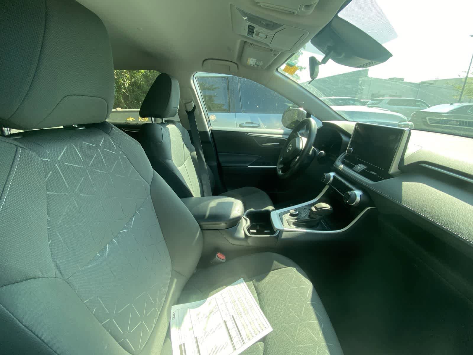 Thumbnail: 2024 Toyota RAV4 - 5