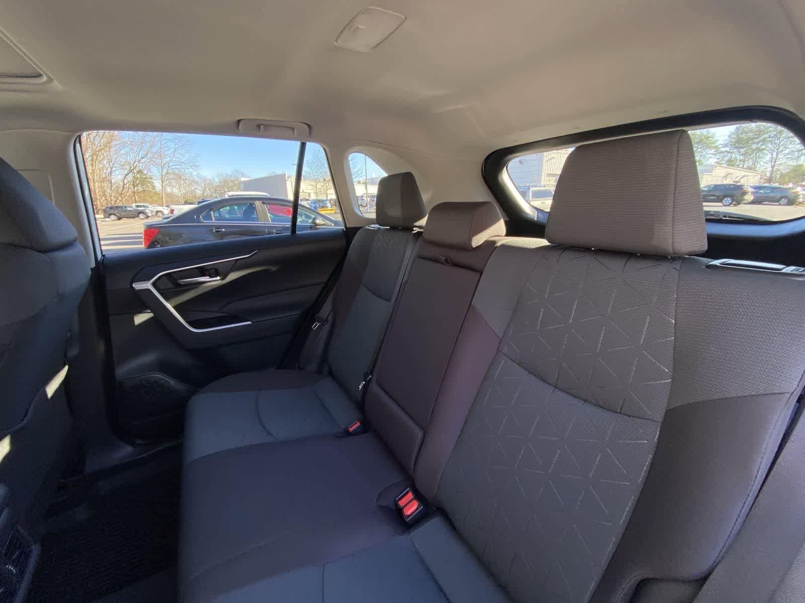 Thumbnail: 2025 Toyota RAV4 - 30