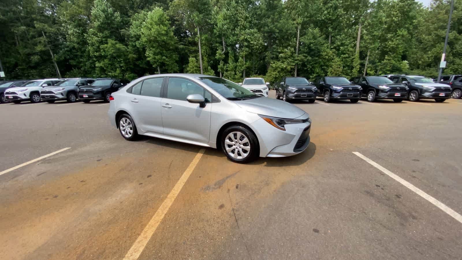 Thumbnail: 2024 Toyota Corolla - 2
