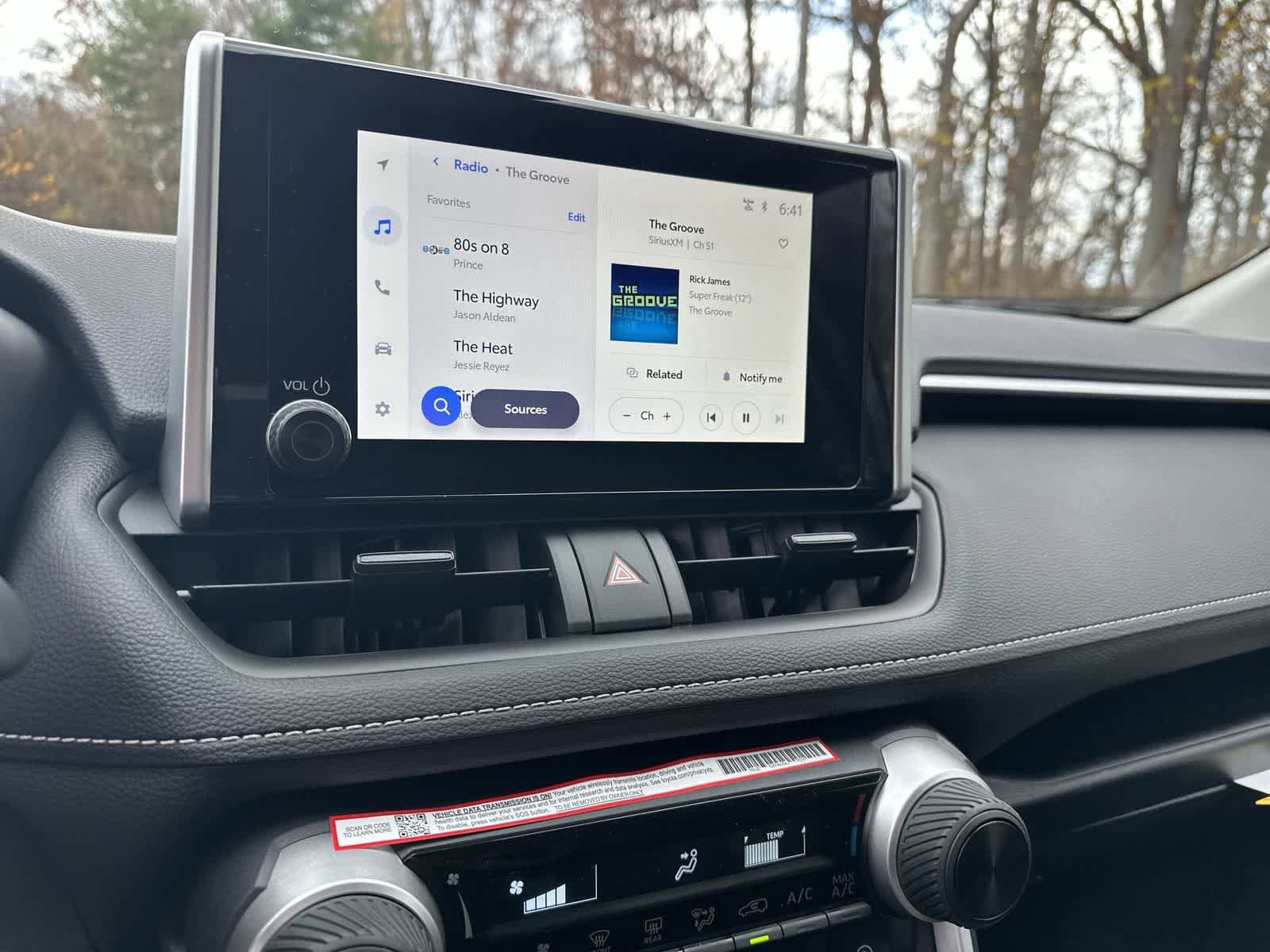 Thumbnail: 2025 Toyota RAV4 - 18