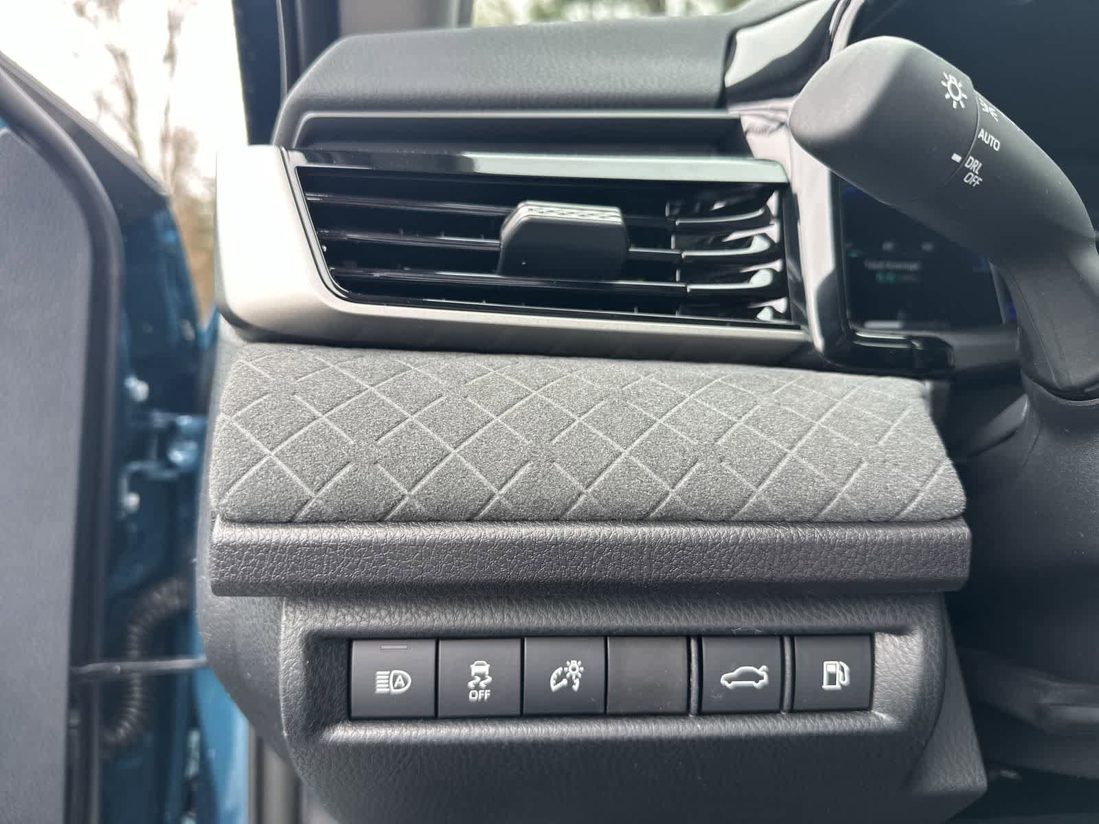 Thumbnail: 2026 Toyota Camry - 24