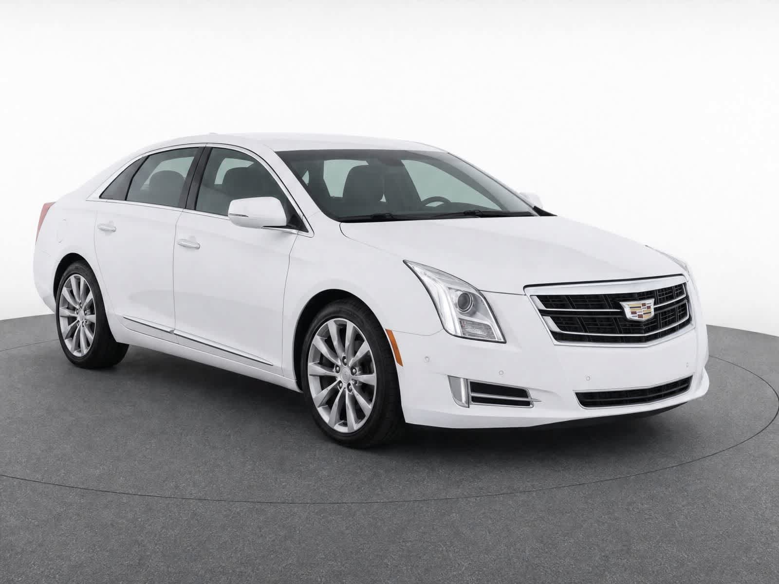 Thumbnail: 2017 Cadillac XTS - 3