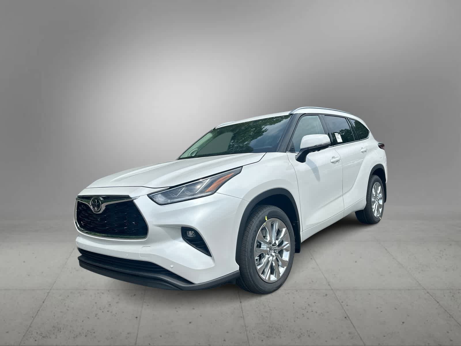 2026 Toyota Highlander Limited -
                  Freehold, NJ
