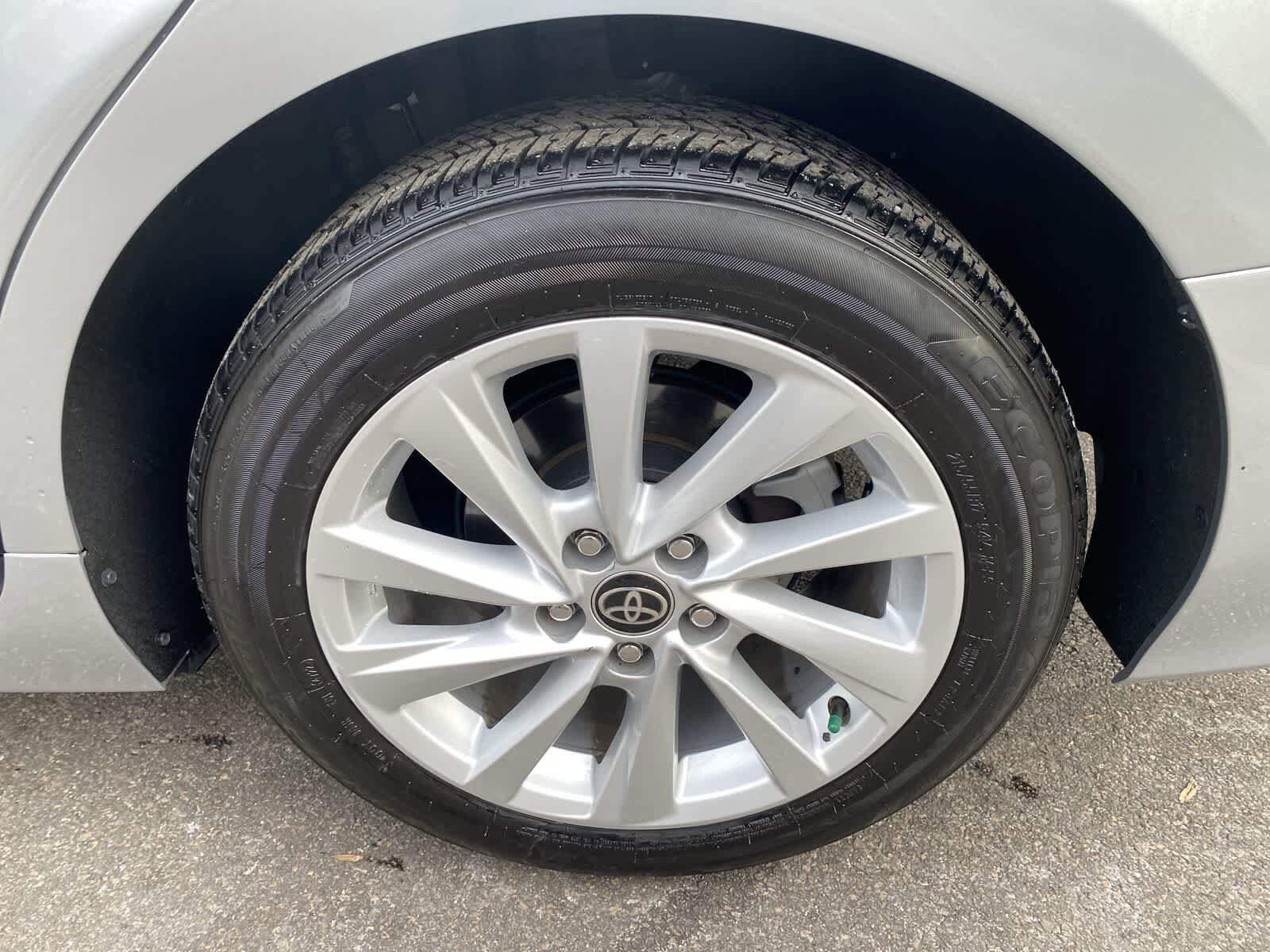 Thumbnail: 2023 Toyota Camry - 20