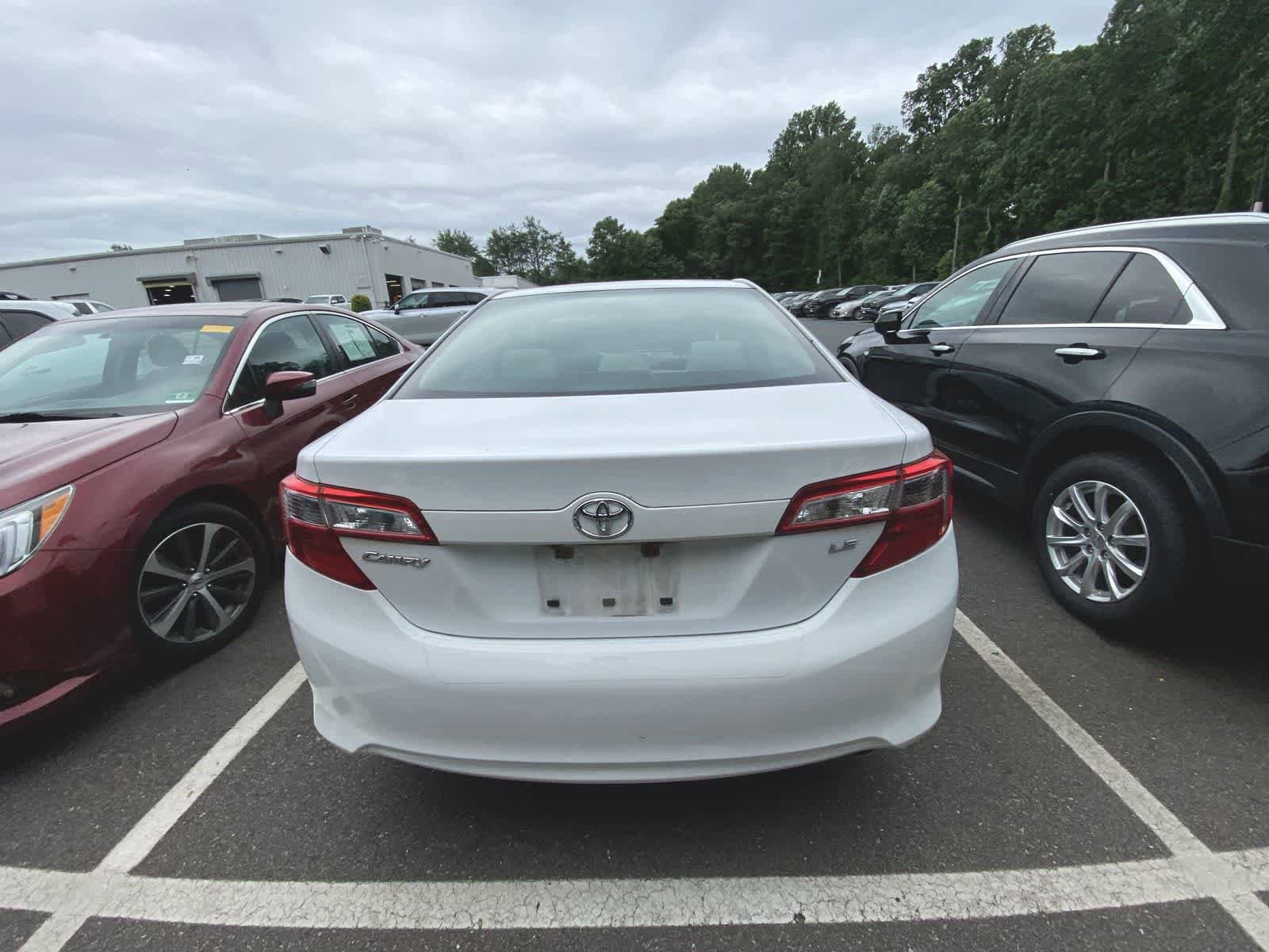 Thumbnail: 2012 Toyota Camry - 8