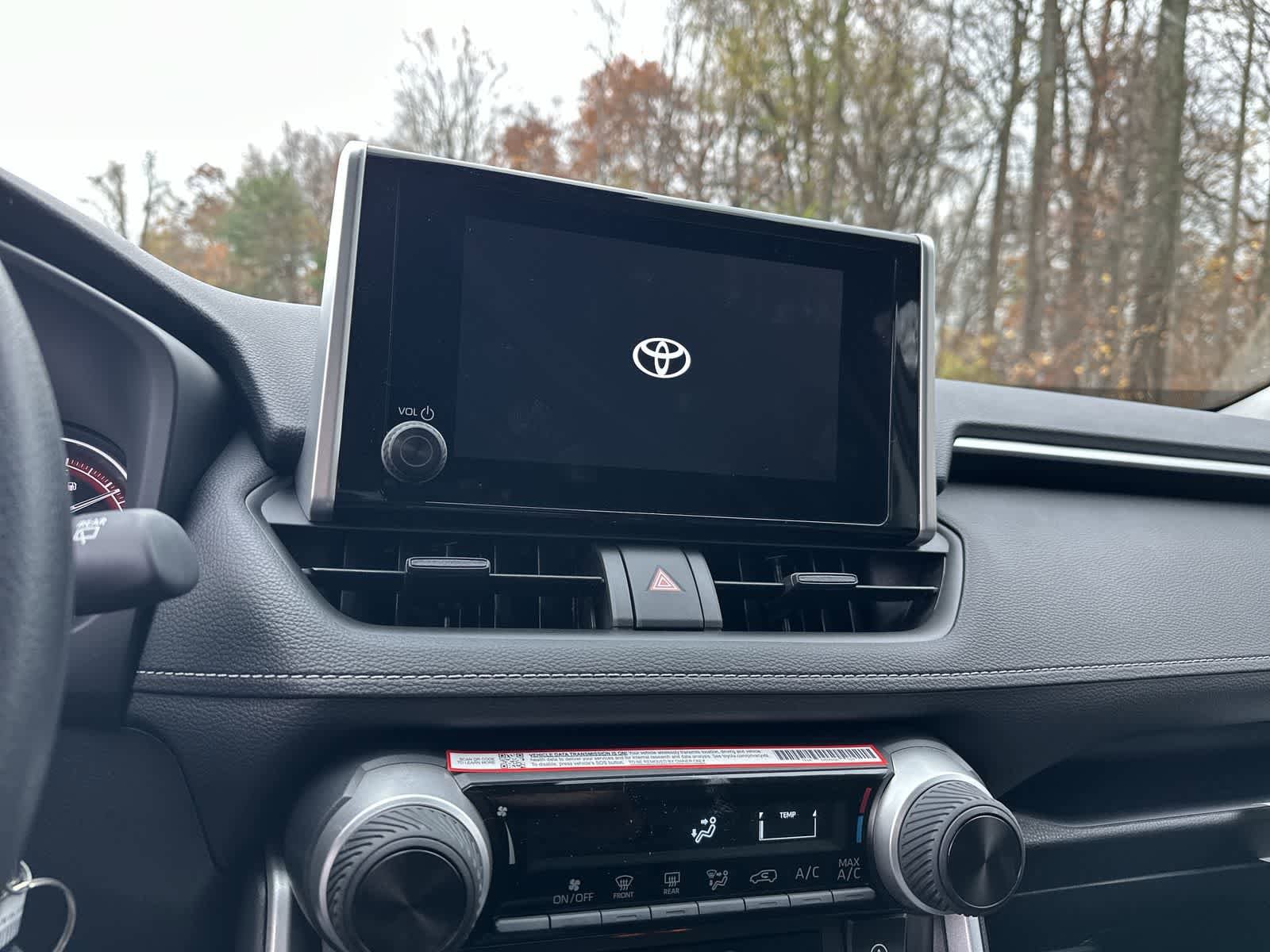 Thumbnail: 2025 Toyota RAV4 - 25