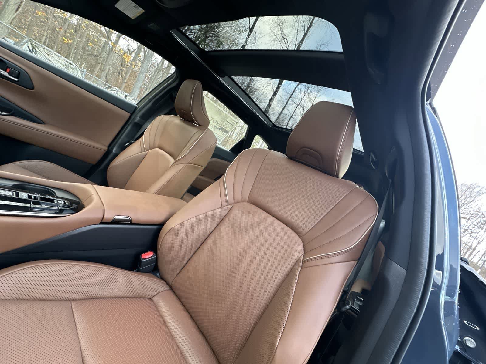 Thumbnail: 2025 Toyota Crown Signia - 26