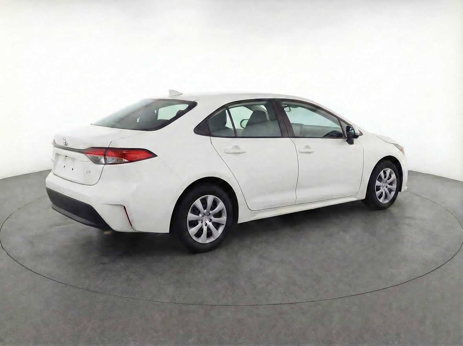 Thumbnail: 2024 Toyota Corolla - 5