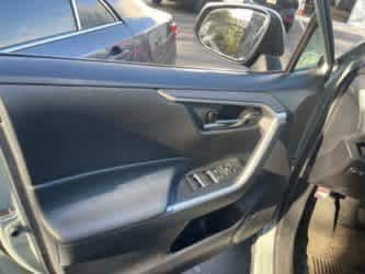 Thumbnail: 2021 Toyota RAV4 - 27