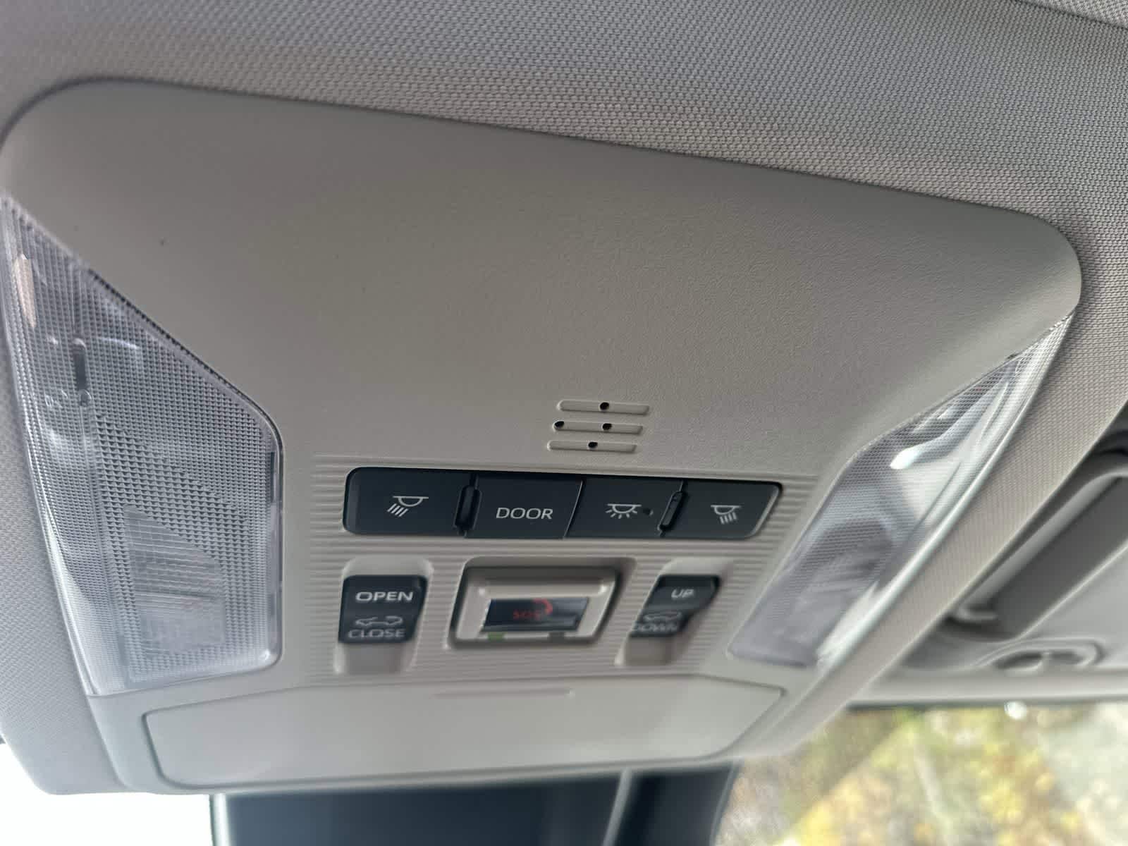 Thumbnail: 2025 Toyota RAV4 - 20