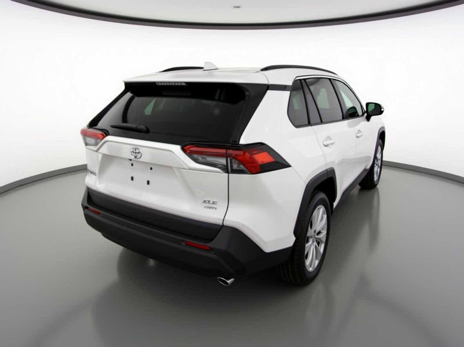 Thumbnail: 2025 Toyota RAV4 - 8