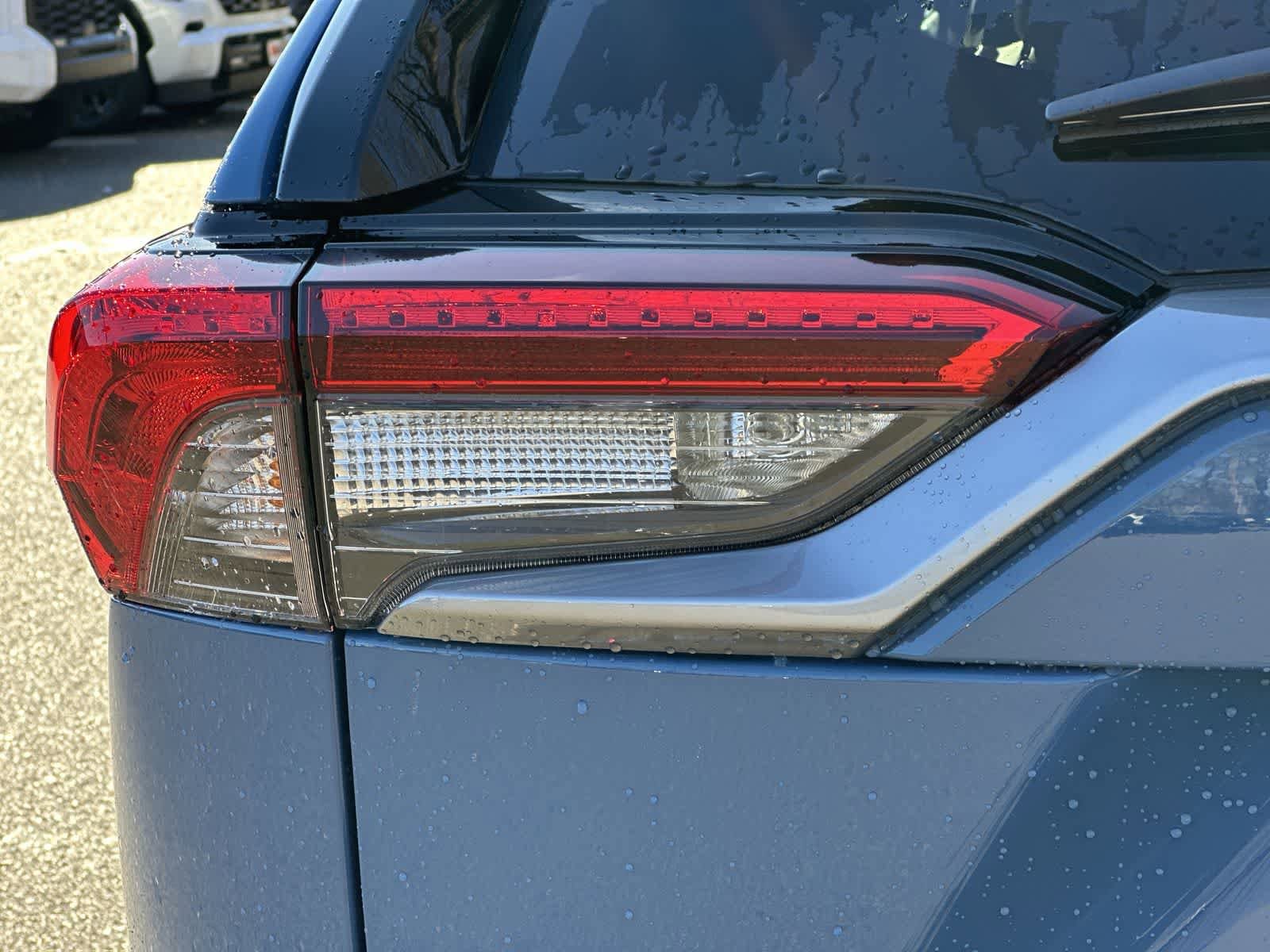 Thumbnail: 2025 Toyota RAV4 - 17