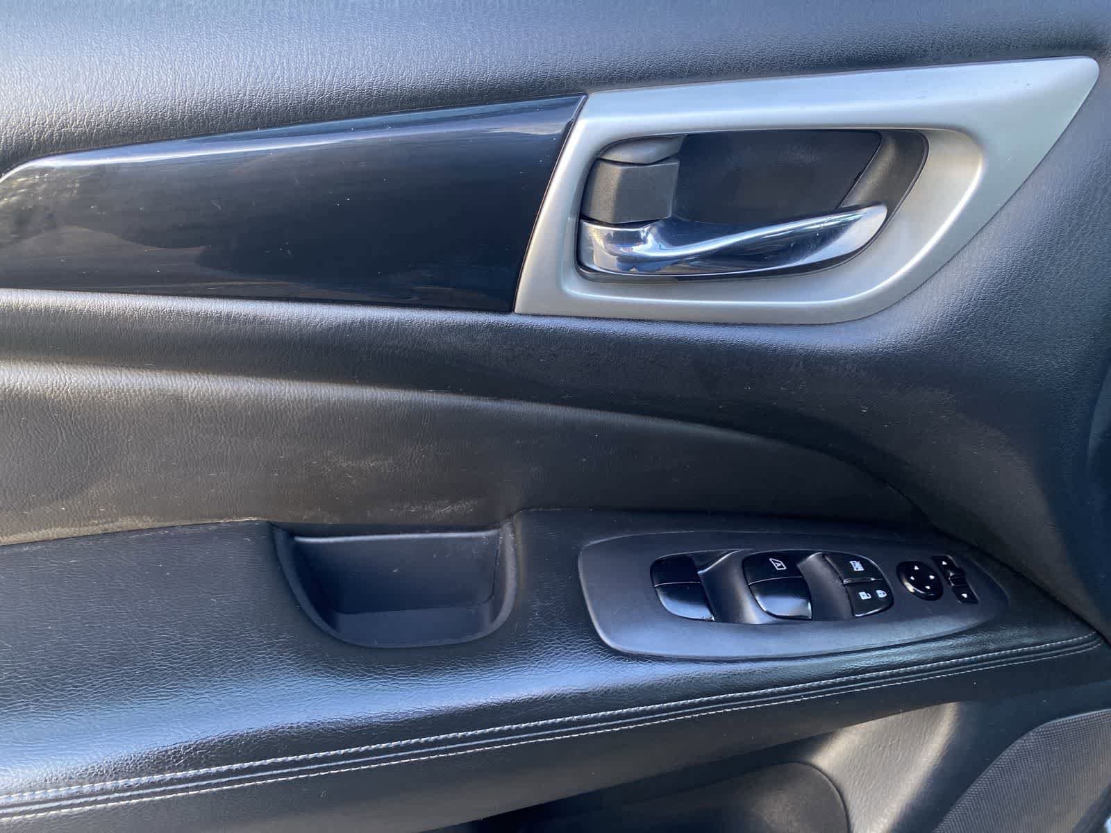 Thumbnail: 2018 Nissan Pathfinder - 20