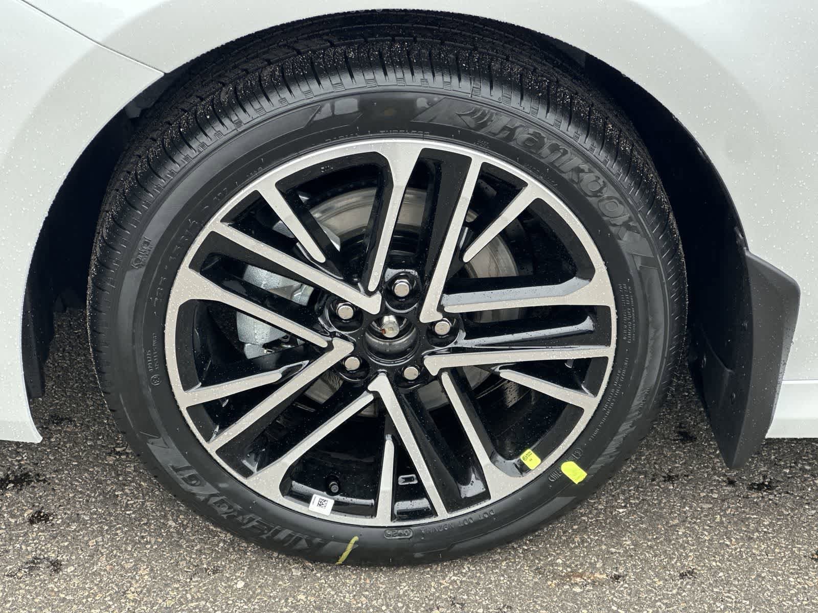 Thumbnail: 2026 Toyota Camry - 10