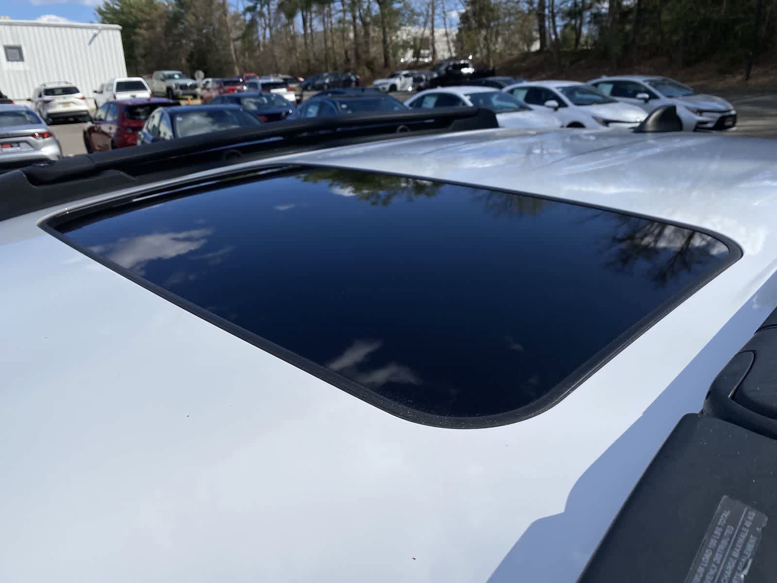 Thumbnail: 2021 Toyota Tacoma - 17